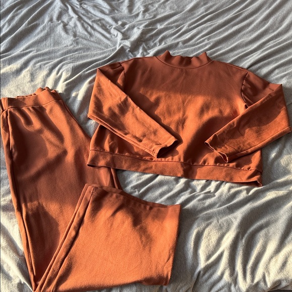 Smash + Tess Tops - Smash + Tess Audrey wide leg pants and matching top in size small